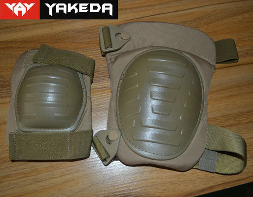 来自中国的野战装备套装 护膝套装 CS护具 运动护具 部分款式现货供应供应商